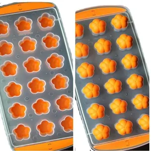 Creative flower-shaped silicone ice cube tray for fruit-shaped ice, chocolate, and jelly molds