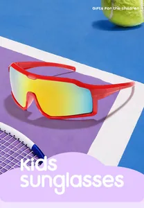 Lunettes de soleil de sport pour enfants avec monture rouge et verres miroirs colorés