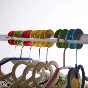 Clips de tige de suspension coupe-vent pour l'organisation et le séchage du linge