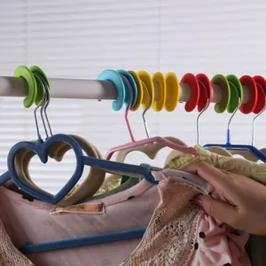Crochets de cintre en silicone coupe-vent pour tringle à vêtements antidérapants clips