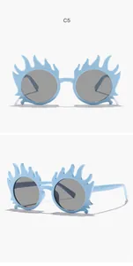 Vues détaillées des lunettes de soleil pour enfants bleu clair en forme de flamme