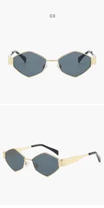 Lunettes de soleil polygonales en métal doré avec verres foncés pour femmes à la mode
