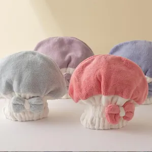 Cuffie per asciugare i capelli in pile corallo a forma di fungo con fiocco assorbente
