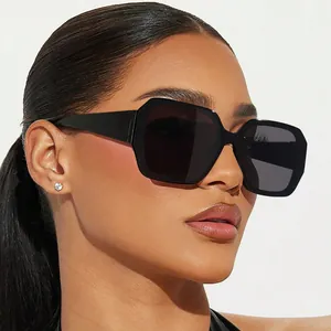 Oversize Quadratischer Rahmen Sonnenbrille für Herren Damen UV400 Schutz Mode Retro Großer Rahmen Brillen