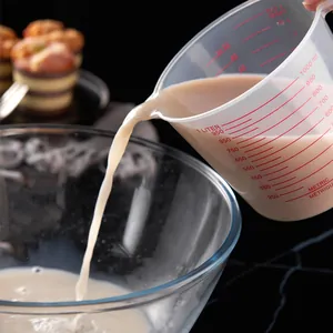 Professional transparent 1000ml food-grade plastic measuring cup with clear red metric scales