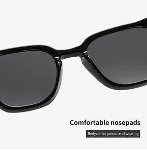 Detailaufnahme der bequemen integrierten Nasenpads einer schwarzen Sonnenbrille