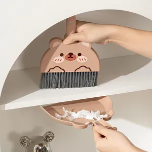 Mini juego de escoba y recogedor con forma de oso para la limpieza del escritorio