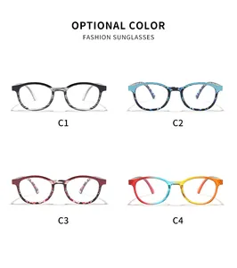 Sélection de montures de lunettes en acrylique coloré en quatre motifs vibrants.