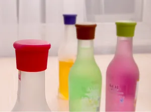 Set di tappi per bottiglie di vino in silicone colorato per uso alimentare freschi