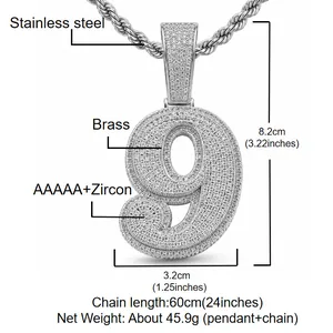 Detailweergave van de iced-out nummer 9 hiphop-hangerketting met afmetingen