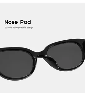 Gros plan détaillé sur les plaquettes ergonomiques de lunettes de soleil rétro noires