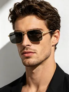 Premium Herren Sonnenbrille aus goldfarbenem Metall mit Doppelsteg und UV-Schutz