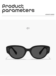 Vue frontale de lunettes de soleil rétro noires pour enfants, protection UV400, modèle C1