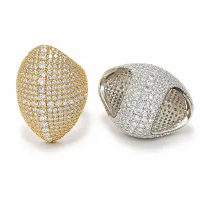 Bagues de luxe hip-hop pour homme en cuivre avec zircons et motif de croix centrale