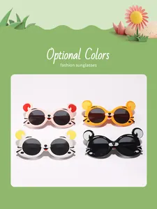 Vue détaillée de lunettes de soleil pour enfants en forme de tigre en quatre couleurs