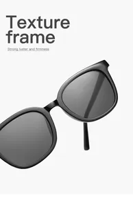 Close-up of black square frame sunglasses featuring strong luster and firm texture.