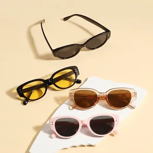 Lunettes de soleil vintage pour enfants avec protection UV400 en plusieurs couleurs à la mode