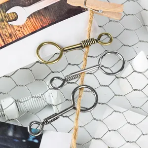 Llaveros minimalistas de metal con resorte retro en bronce y plata para hombres y mujeres