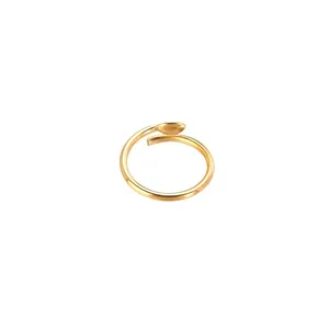 Anello retrò minimalista in acciaio al titanio dorato con design a cucchiaio unico