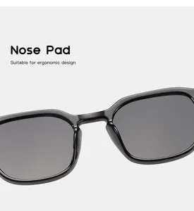 Détail des plaquettes de nez intégrées ergonomiques sur lunettes soleil enfant