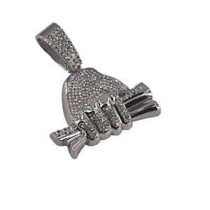 Pendentif Hip Hop Rich Forever main tenant de l'argent serti de strass noir fusil