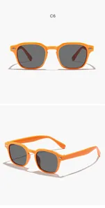 Lunettes de soleil rétro carrées pour enfants aux couleurs bonbon avec rivets