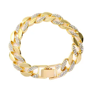 Bracciale a maglie cubane hip-hop dorato con decorazione completa di strass brillanti