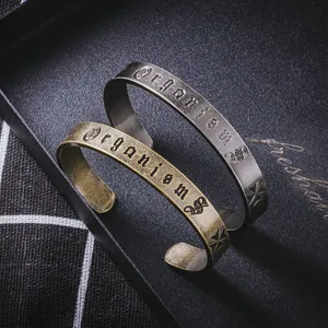 Retro Titanstahl Armreif Für Herren Damen Gotik Organismus Buchstabengravur Krone Kreuz Muster Hip Hop Schmuck