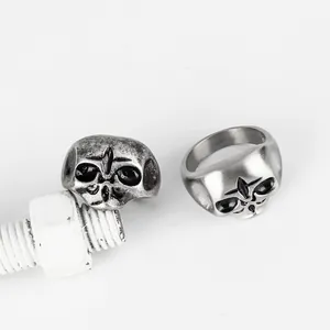 Anello Teschio in Acciaio al Titanio Vintage Hip Hop Punk Rock Gothic Scheletro Fascia da Dito per Uomo Donna Unisex Gioielli Regalo