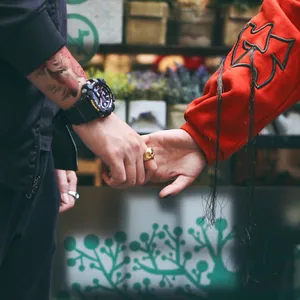 Anello teschio vintage in acciaio al titanio dorato stile gothic hip-hop per uomo
