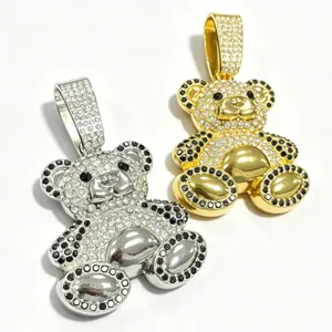 Ciondoli a forma di orsetto hip-hop ghiacciati in oro e argento con strass brillanti