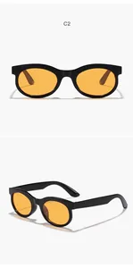 Vista detallada de gafas de sol de montura negra con lentes naranjas en dos ángulos distintos