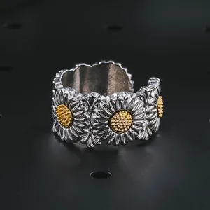 Verstelbare vintage madeliefje ring van titaniumstaal in zilver en goud voor dames en heren