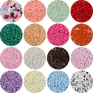 Set di perline cilindriche in vetro colorato 5x3mm per creazione gioielli
