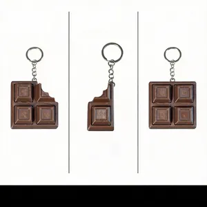 Set di tre portachiavi fidget clicker a forma di cioccolato stampati in 3D con morsi