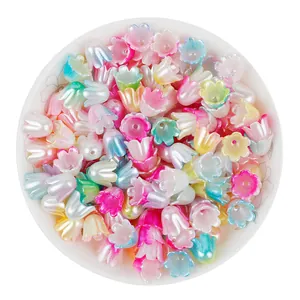 Cuentas de flores de lirio de los valles en colores mezclados con acabado perlado DIY