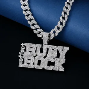 Collana Hip Hop a Maglia Cubana in Lega con Strass Doppia Fila di Lettere Ruby Rock Effect Grande Pendente per Uomo Gioielli