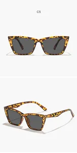 Occhiali da sole vintage cat-eye con stampa leopardata per donna, protezione UV
