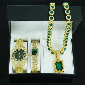 Luxuriöses Herren-Gold-Uhren-Set mit Smaragd-Halskette und Armband in der Geschenkbox