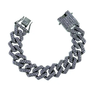 Bracelet cubain glacé avec cristaux violets et finition gris foncé pour hommes.