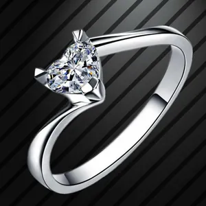 Elegant Heart Shaped Zirconia Ring For Women Copper Zircon Inlaid Minimalist Jewelry Valentines Day Gift