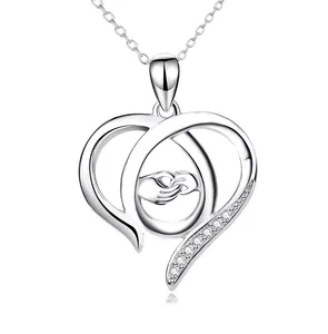 Moda Cobre Circonia Corazón Colgante Collar Mano Grande Sosteniendo Mano Pequeña Amor de Madre Cadena en O Joyería de Galvanoplastia Regalo para el Día de la Madre Mujeres