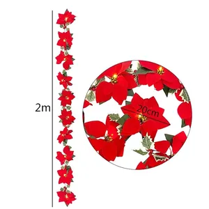 Detailansicht der 2m Weihnachts-Poinsettia-Girlande mit 20cm Blütendurchmesser
