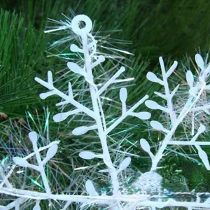 Grande fiocco di neve in plastica bianca 22cm con fili colorati per albero di Natale