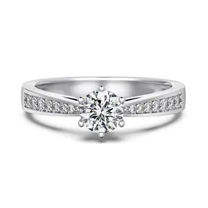 Elegant S925 sterling silver engagement ring featuring a brilliant round center stone