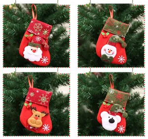 4er-Set Mini-Weihnachtssocken Ornamente mit Weihnachtsmann Schneemann Rentier Bär