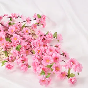 Realistische rosa künstliche Pfirsichblütenzweige für Heimdekoration und Hochzeitsarrangements