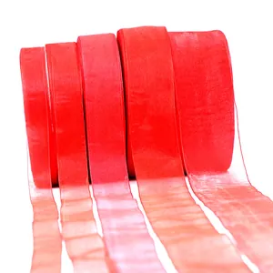 Nastro di organza rosso in varie larghezze da 0.3cm a 4cm per confezioni regalo