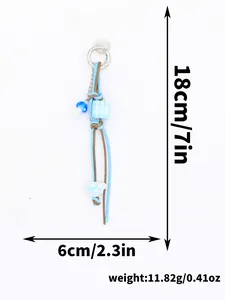 Détail montrant les dimensions et le poids de ce bijou de téléphone en cordon tressé bleu.