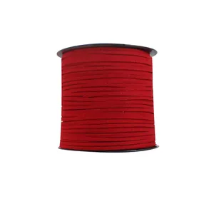 Leuchtend rote flache Kunstwildlederschnur auf Spule für DIY-Bastelarbeiten und Schnürsenkel